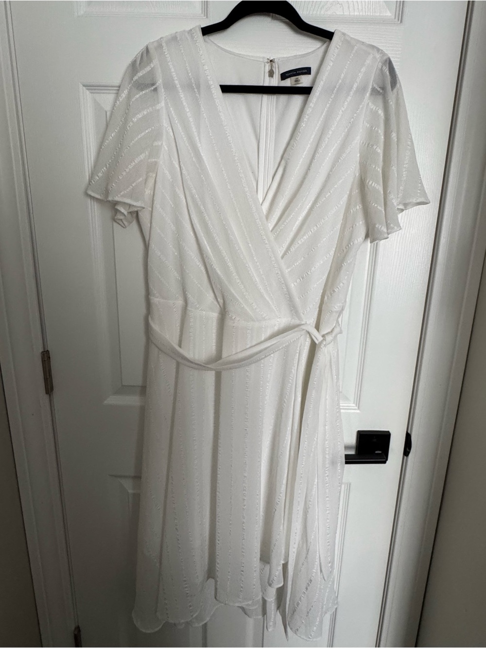 Tommy Hilfiger White Wrap Midi Dress with Tie Waist